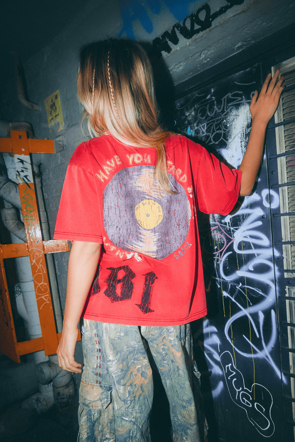 Sabbi - THE VINYL SHOP TEE - RED