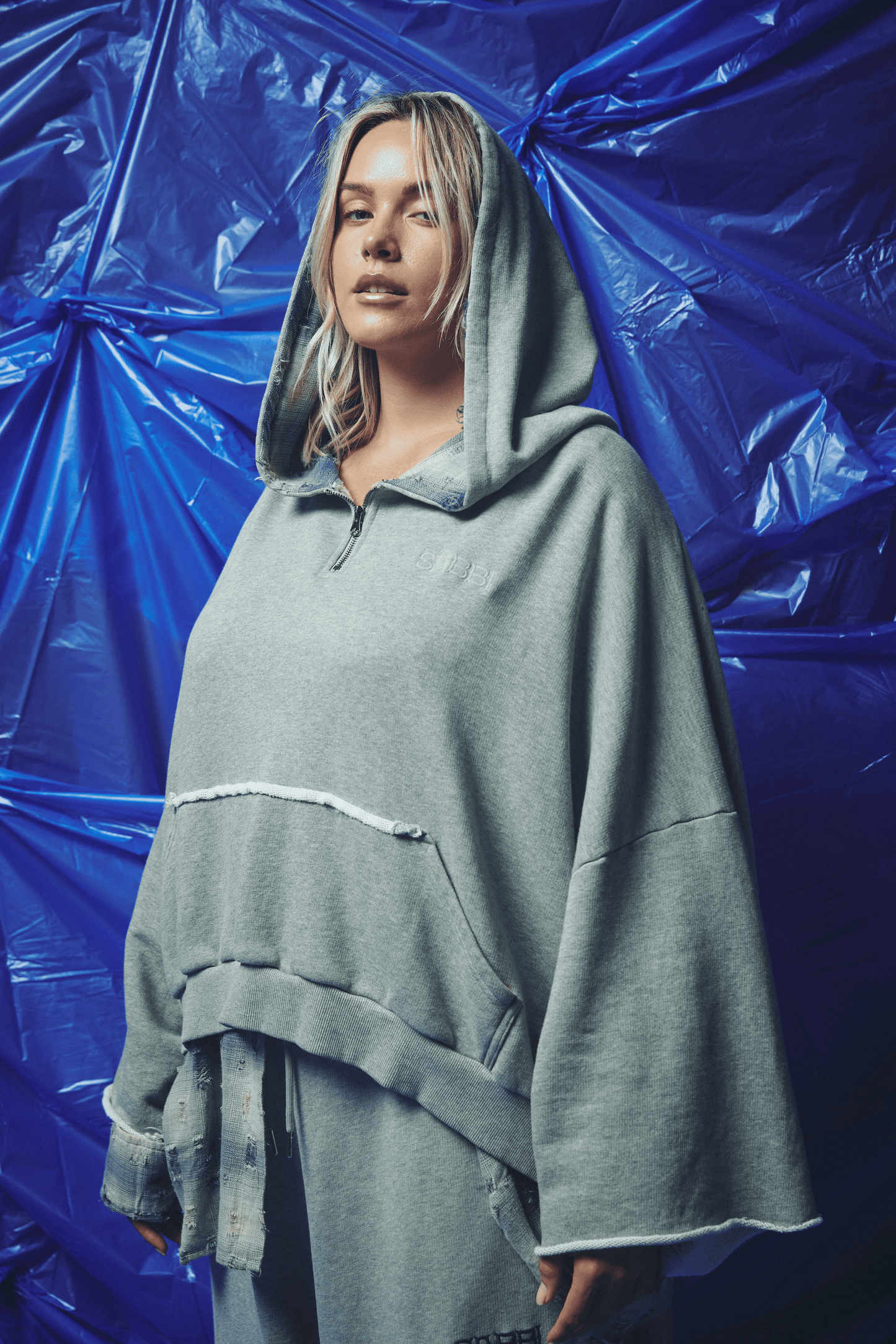 Sabbi - THE BE A KIND HUMAN HOODIE - BLUE
