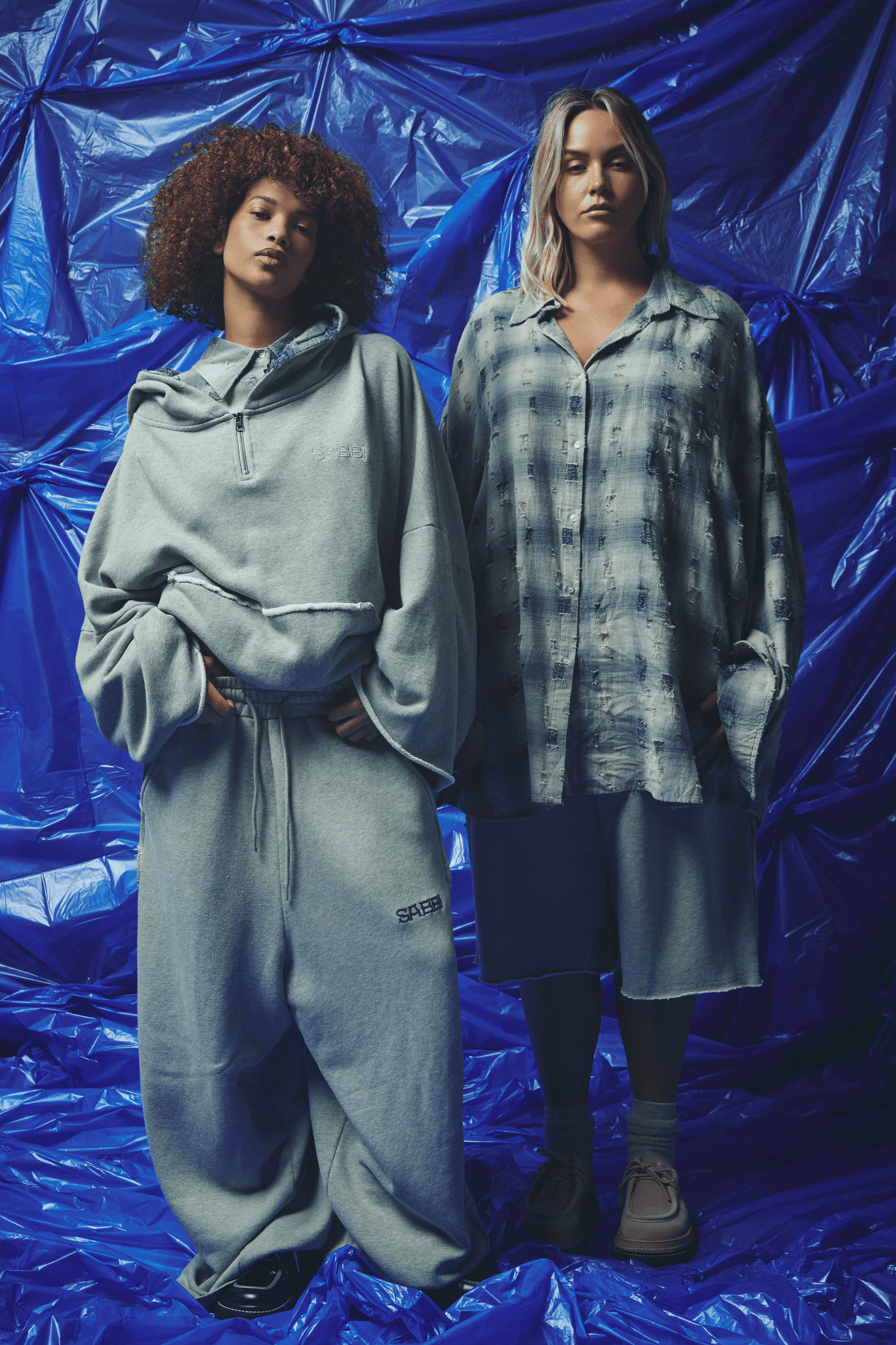 Sabbi - THE BE A KIND HUMAN HOODIE - BLUE