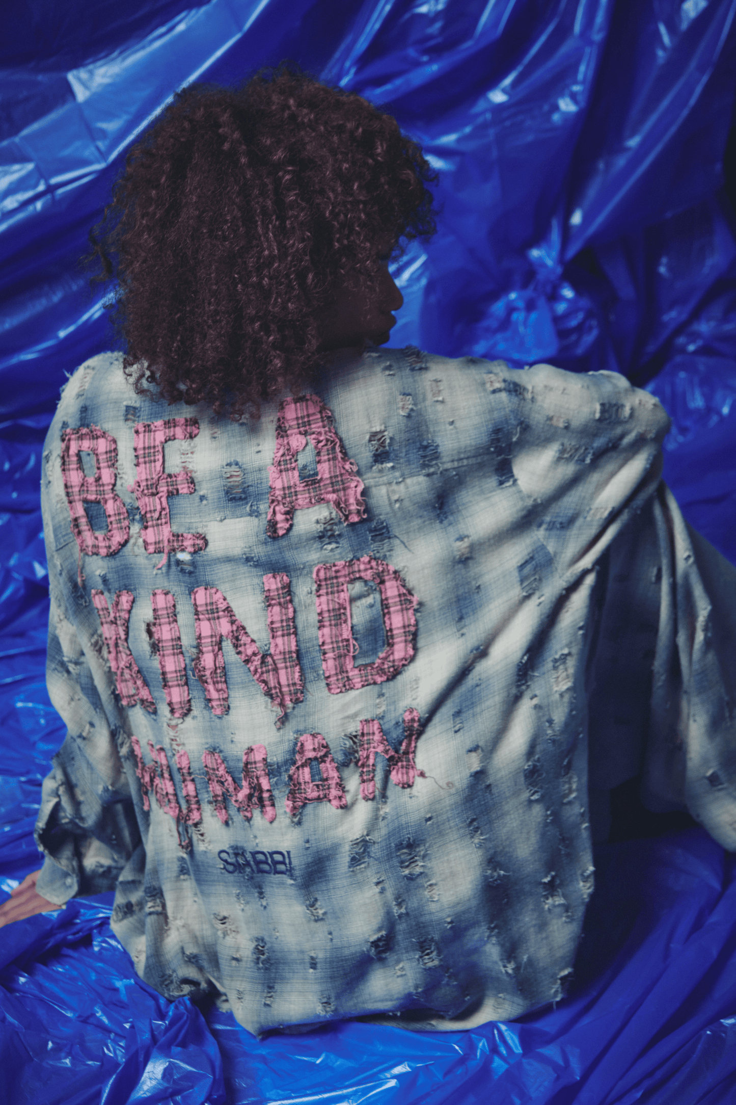 Sabbi - BE A KIND HUMAN OVERSIZED SHIRT - BLUE