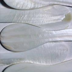 Saltist - The Mother of Pearl Caviar Set