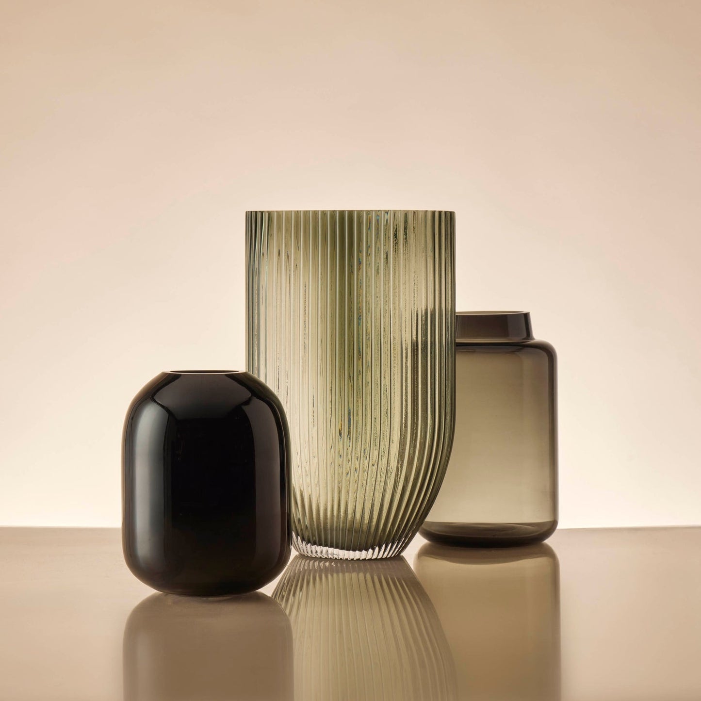 Rogue - Thalia Vase - Dark Grey