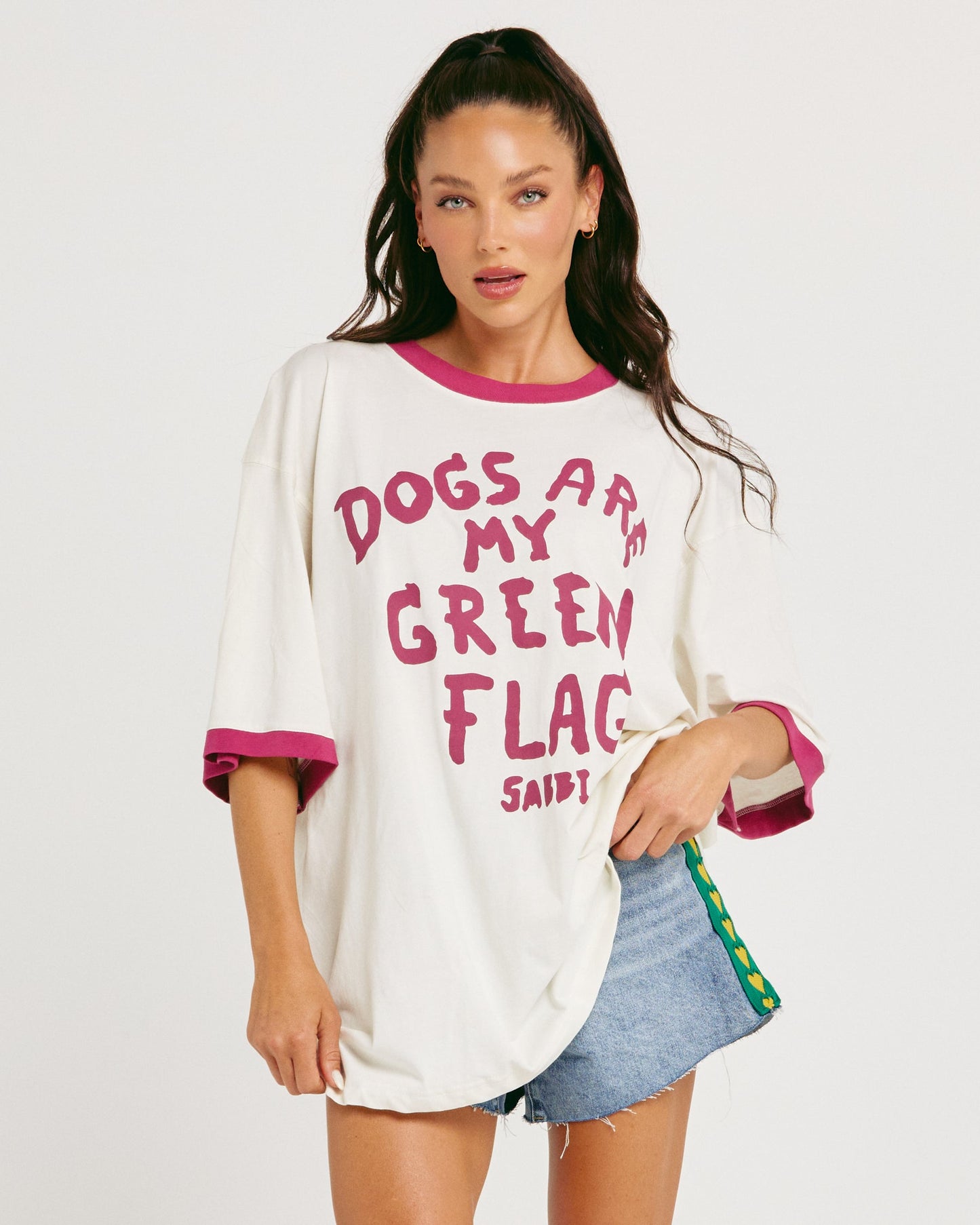 Sabbi - The Very Oversized - Green Flag Tee - Off White