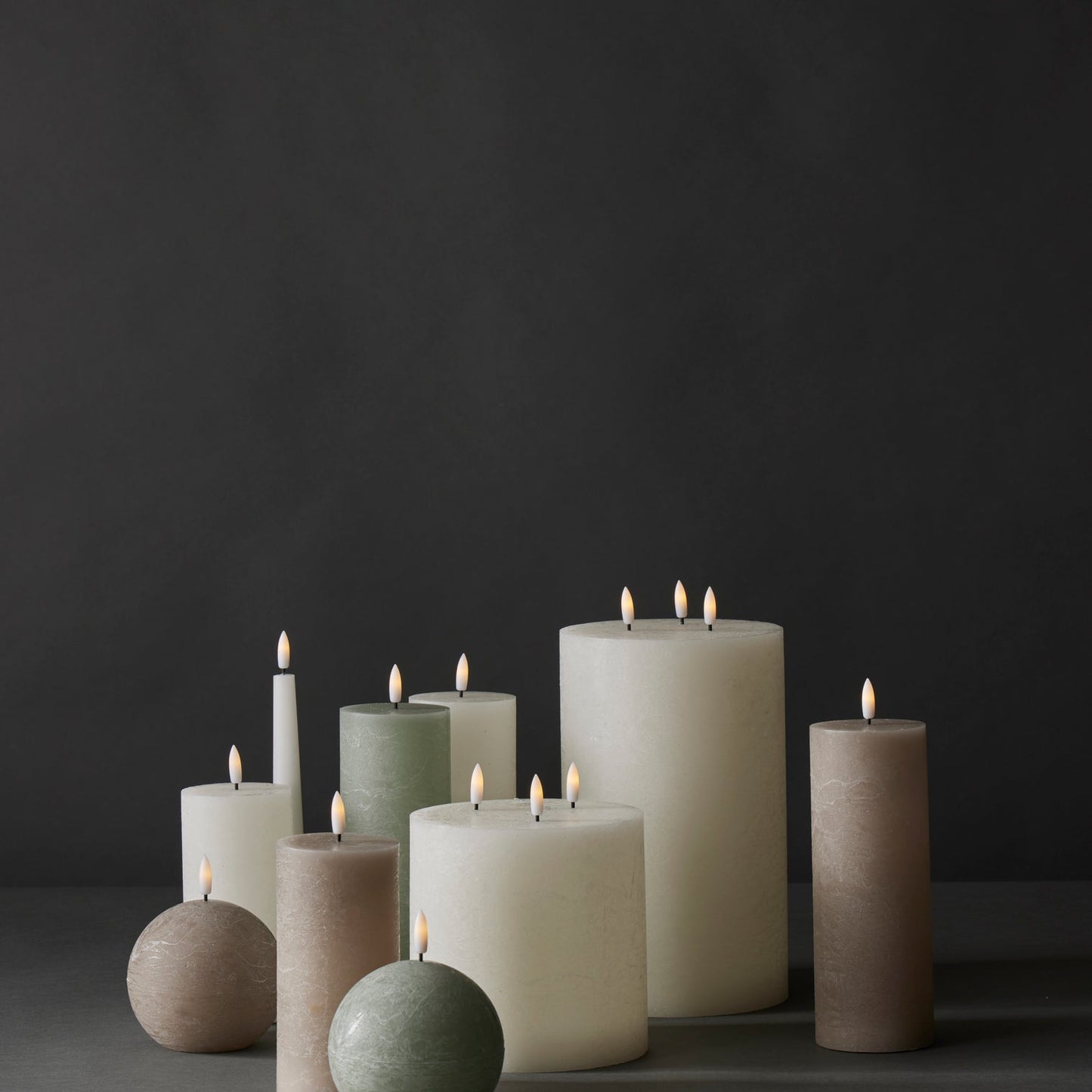 Amalfi - Hughe LED Flickering Pillar Candle - 20cm - Rustic Green