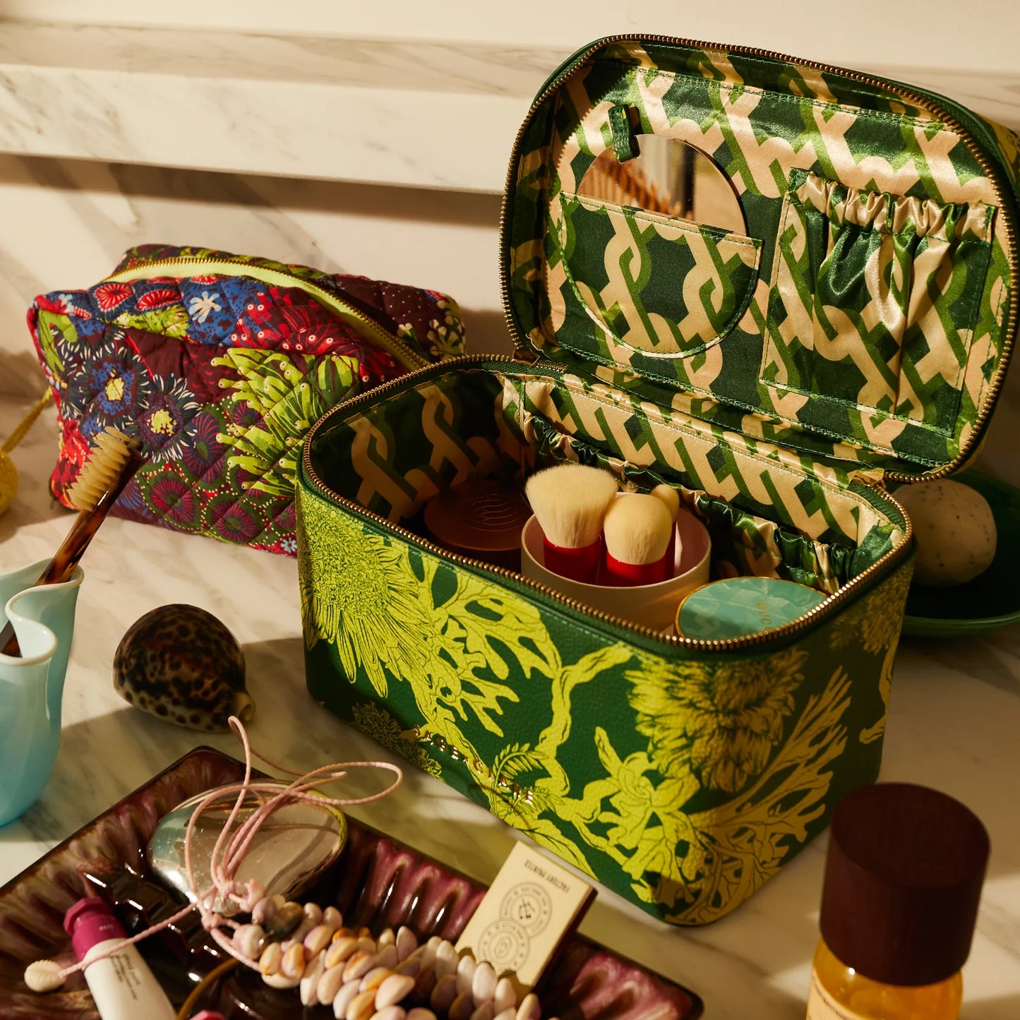 Sage X Clare - Delphine Large Vanity Case - Anise