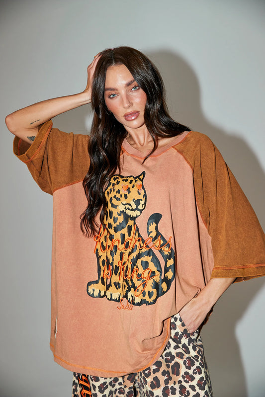 Sabbi - The Very Oversized - Choose Kindness Raglan Tee - Mocha
