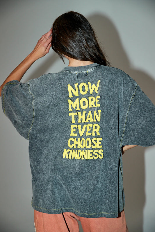 Sabbi - The Very Oversized - Choose Kindness Box Tee - Charcoal
