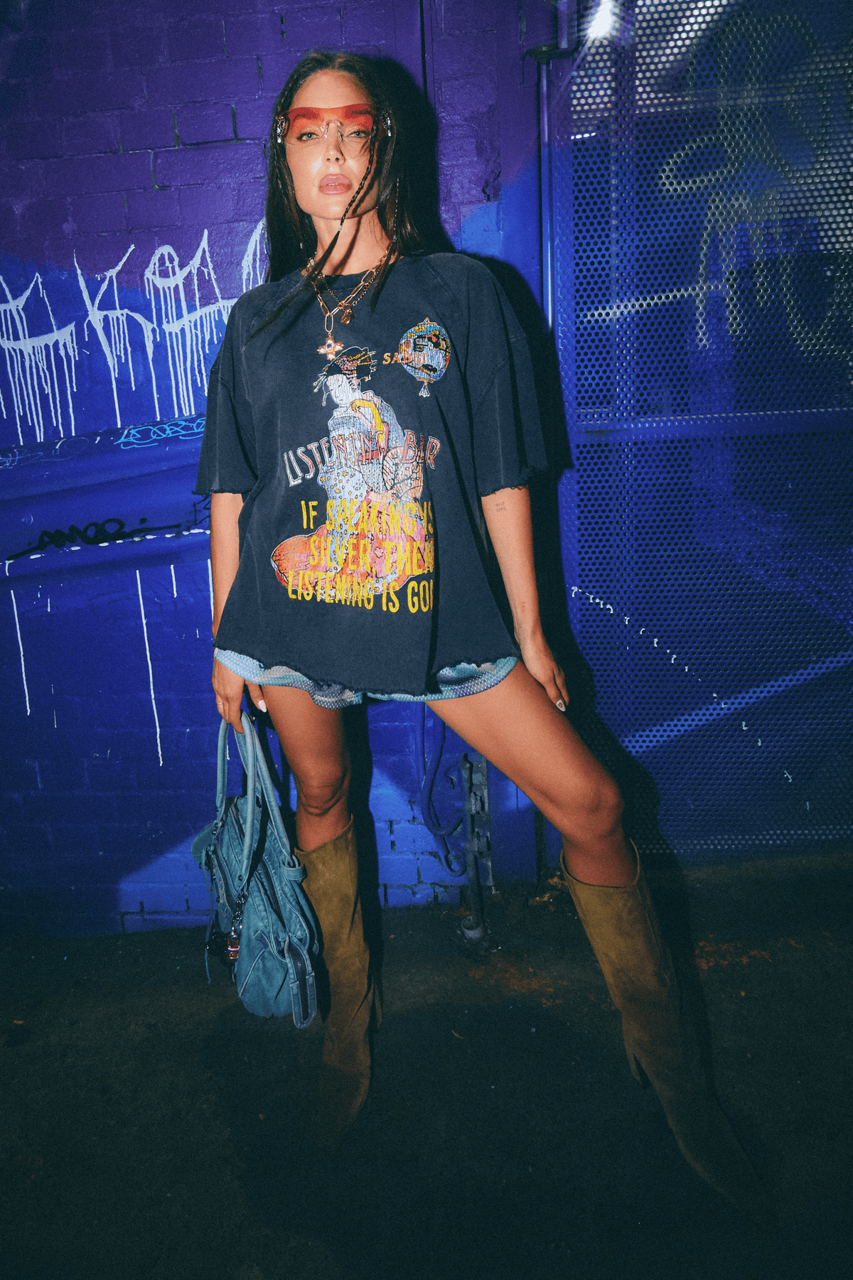 Sabbi - Listening Bar Tee - Black