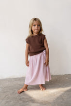 Load image into Gallery viewer, Illoura The Label - Knit Vest- Cocoa
