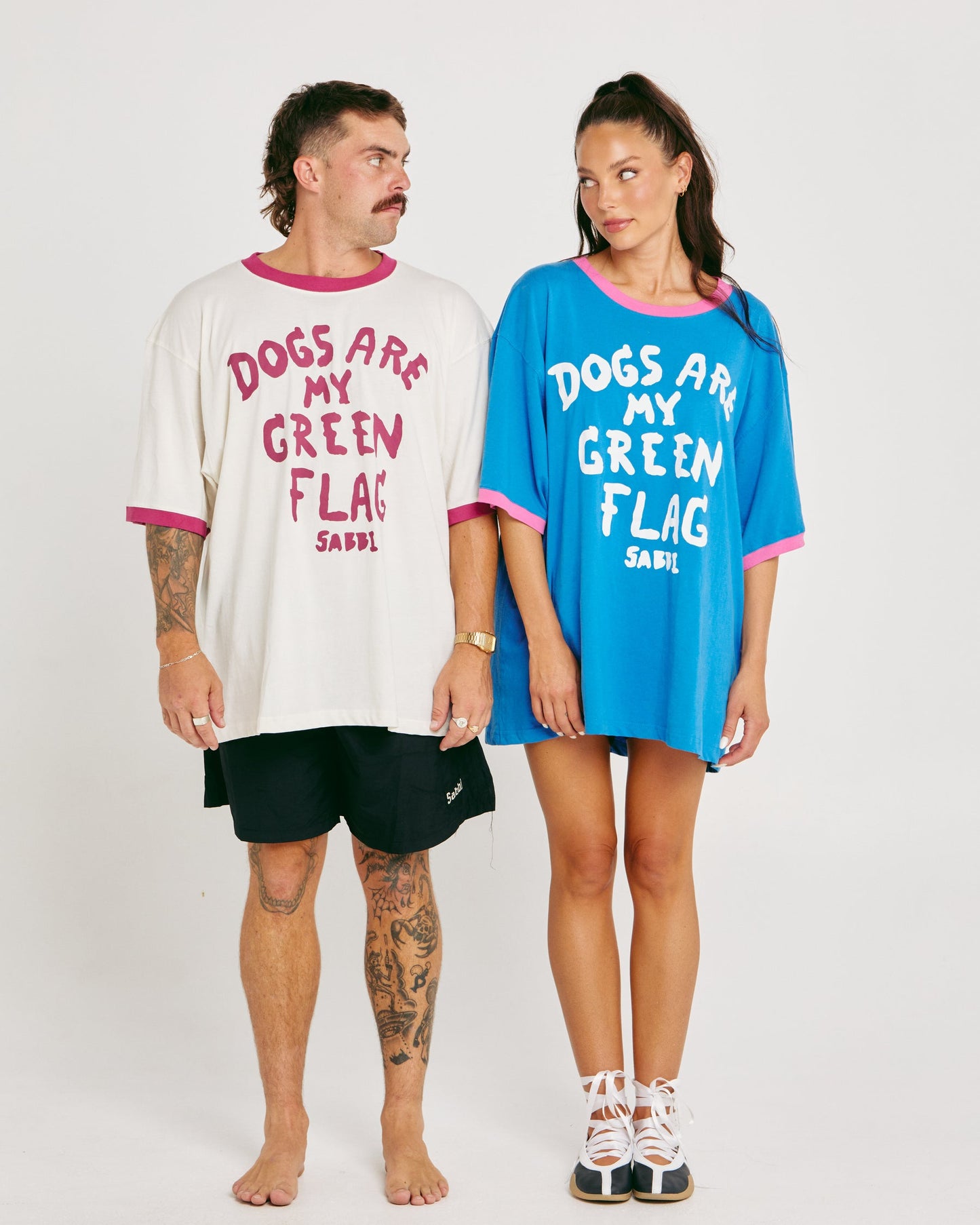 Sabbi - The Very Oversized - Green Flag Tee - Blue