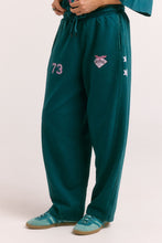 Load image into Gallery viewer, Sabbi - The Barrel Trackpants - Teal
