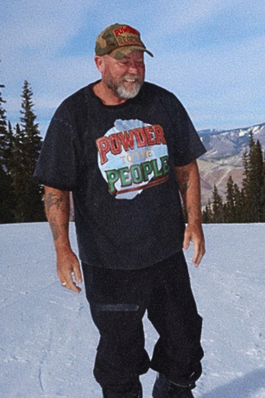 Sabbi - The Powder to the People - Tee