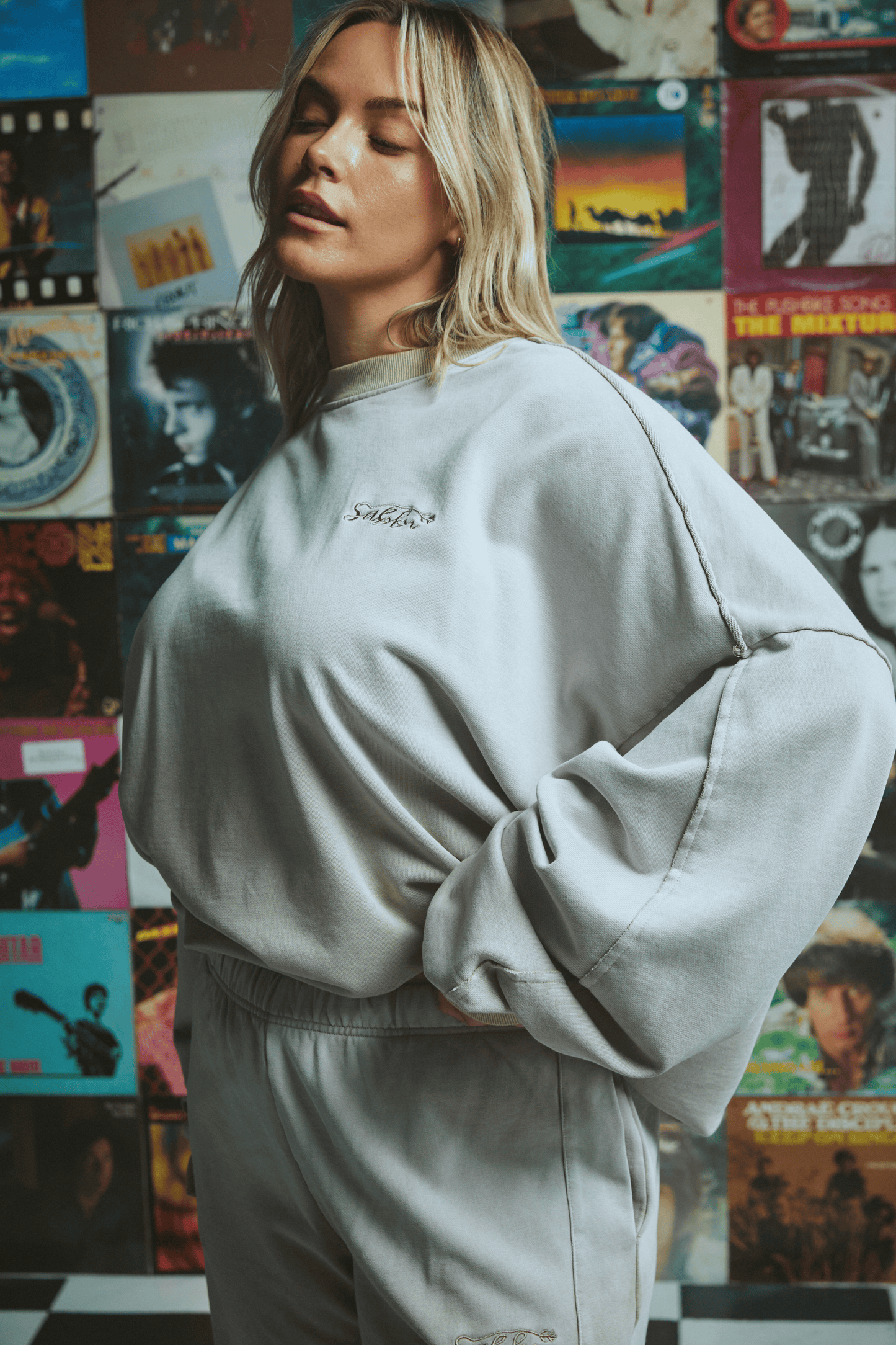 Sabbi - The Basic Crew - Stone