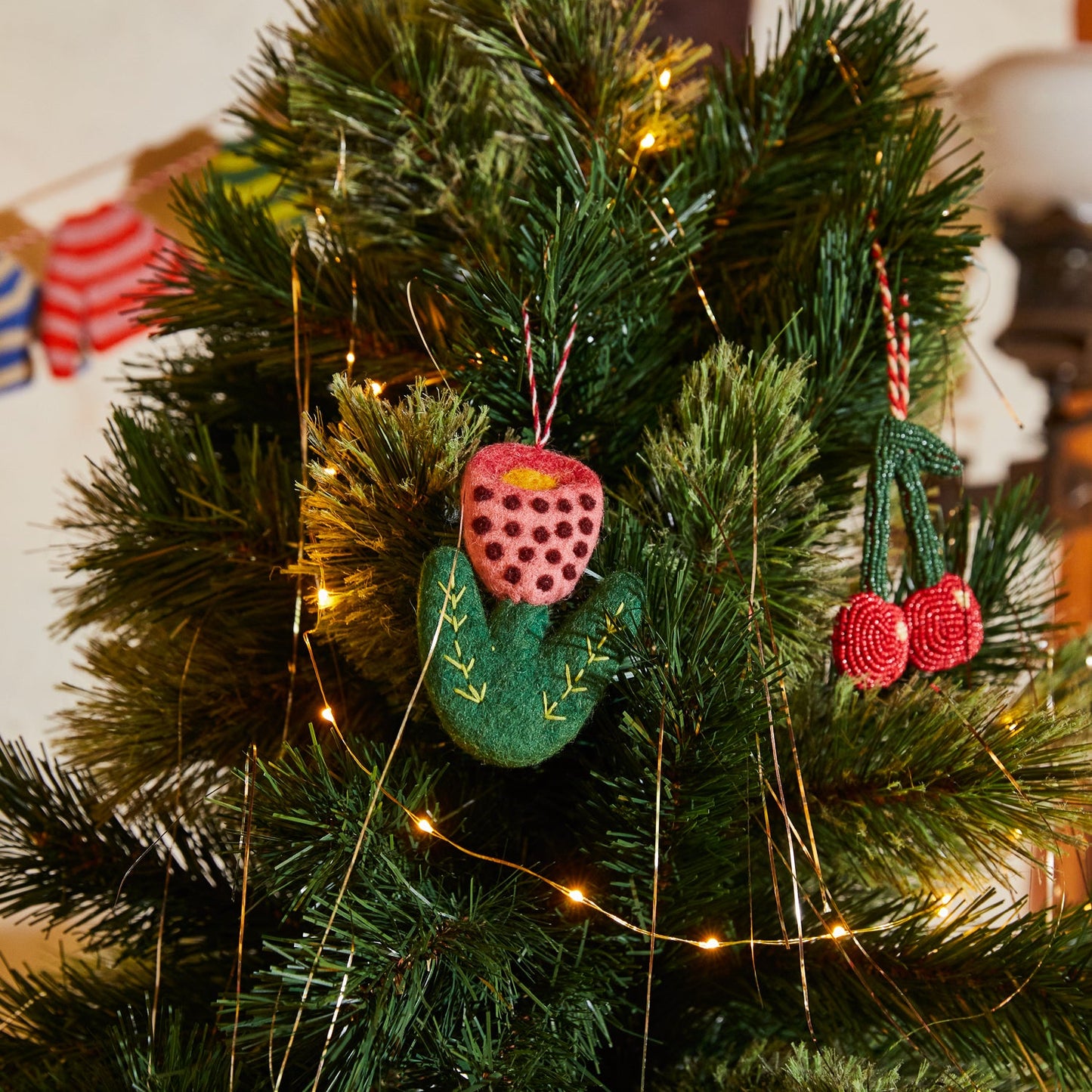 Sage X Clare - Bianka Tulip - Felt Decoration