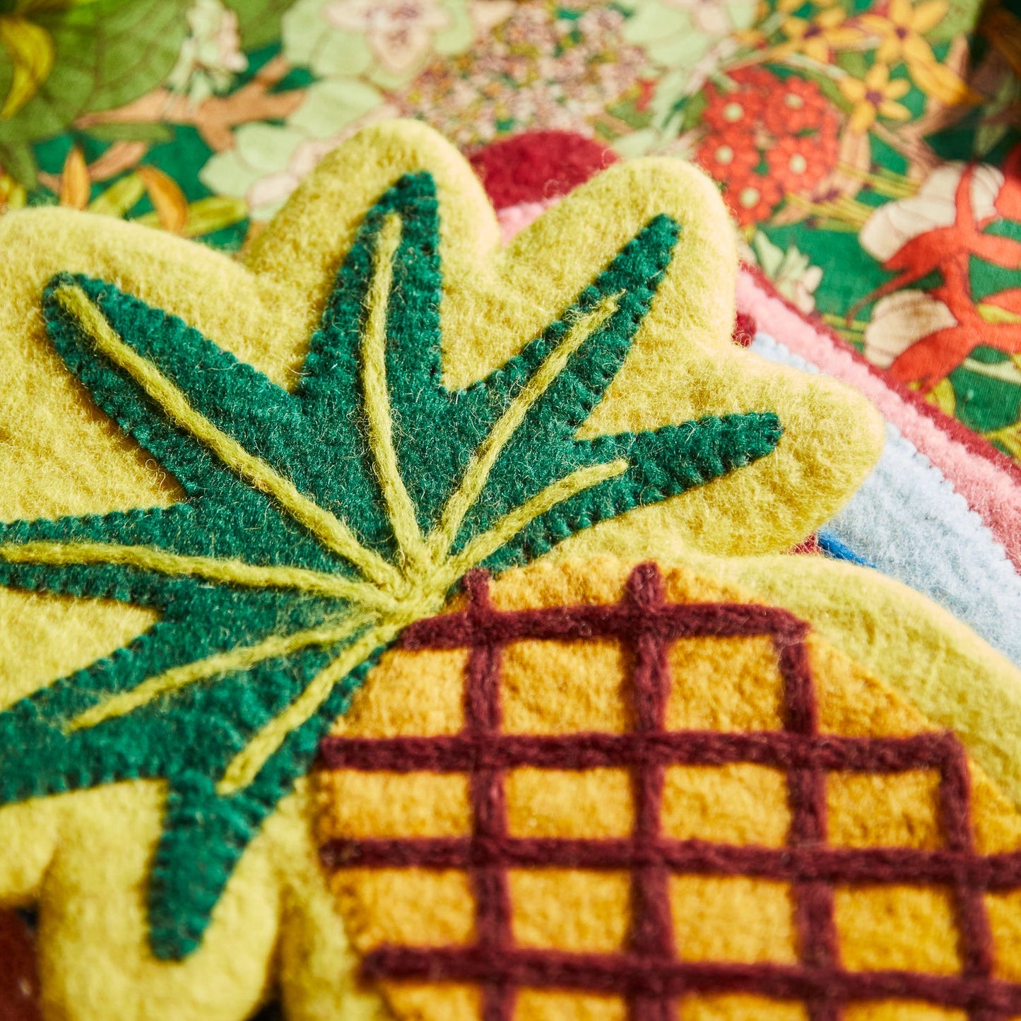 Sage X Clare - Amati Felt Serving Mat