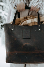 Load image into Gallery viewer, Aurelius Leather - Chester Mini Tote Bag
