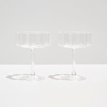 Load image into Gallery viewer, Fazeek Wave Coupe Glasses - Set of Two
