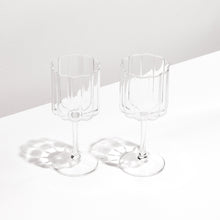 Load image into Gallery viewer, Fazeek Wave Wine Glasses - Set of Two
